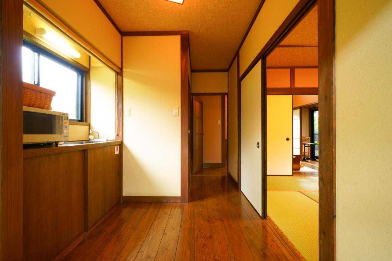 Готель Yurari Rokumyo Юфу Екстер'єр фото